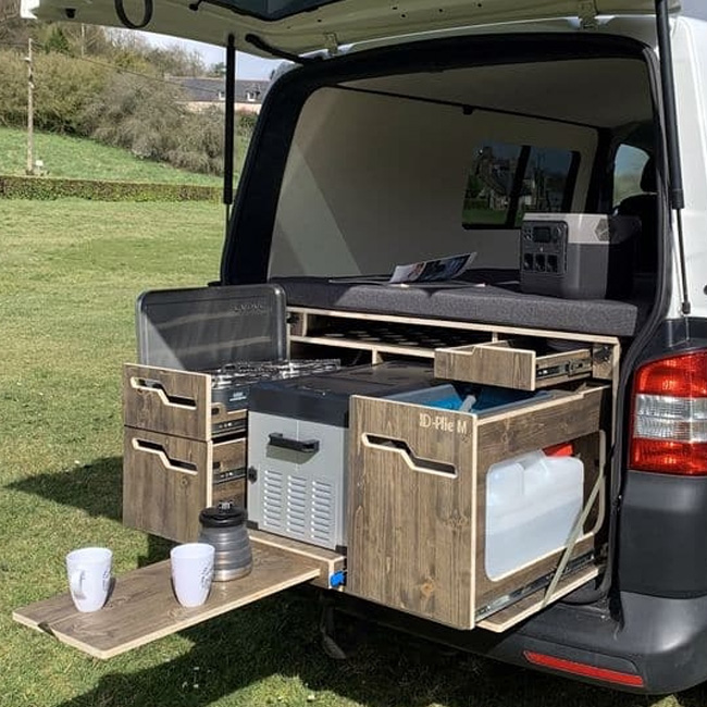 Id plie M installée dans un van