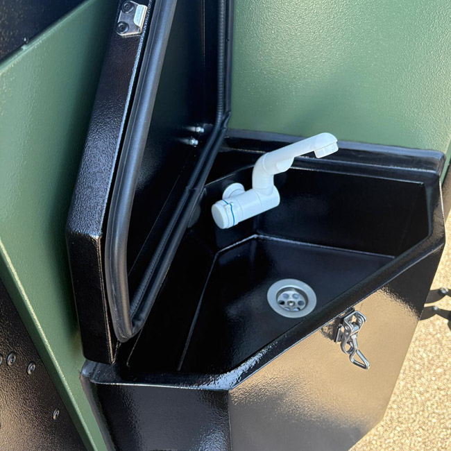 évier de la mini caravane S2 Line en location à Muzillac