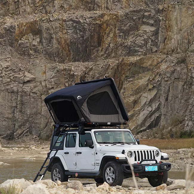 Tente de toit 140cm pour roadtrip Vanlife en Bretagne